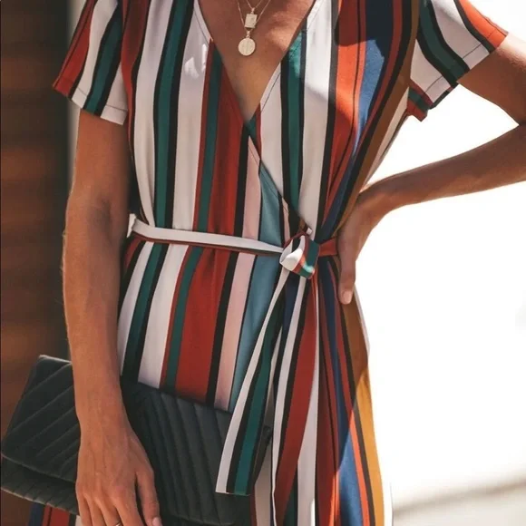 Vicki Bardot Wrap Dress - Picture 3 of 5